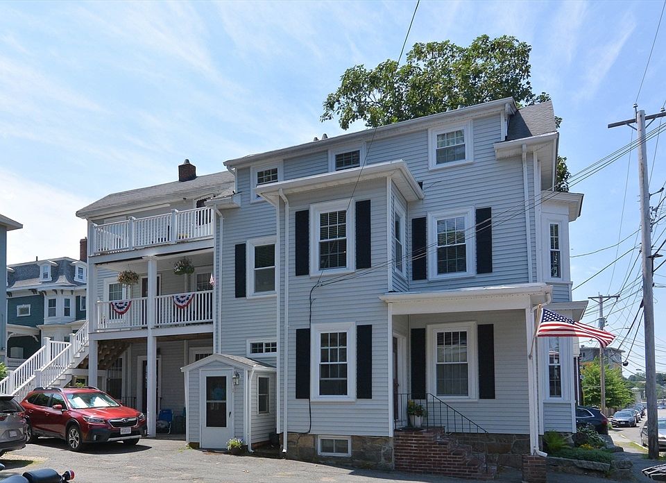 1st image of 36 Wallis St APT 3