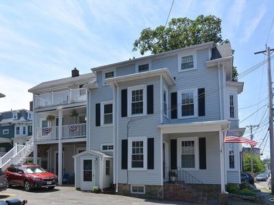 36 Wallis St APT 3, Beverly, MA, 01915