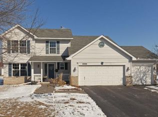 8088 Ashford Rd, Woodbury, MN 55125