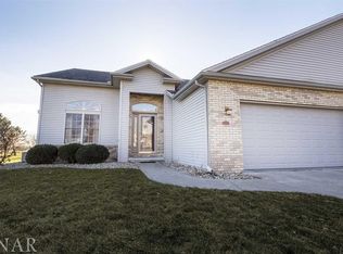 8675 Oakmont Rd, Bloomington, IL 61705