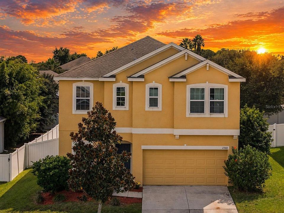 1st image of 2566 Limerick Cir