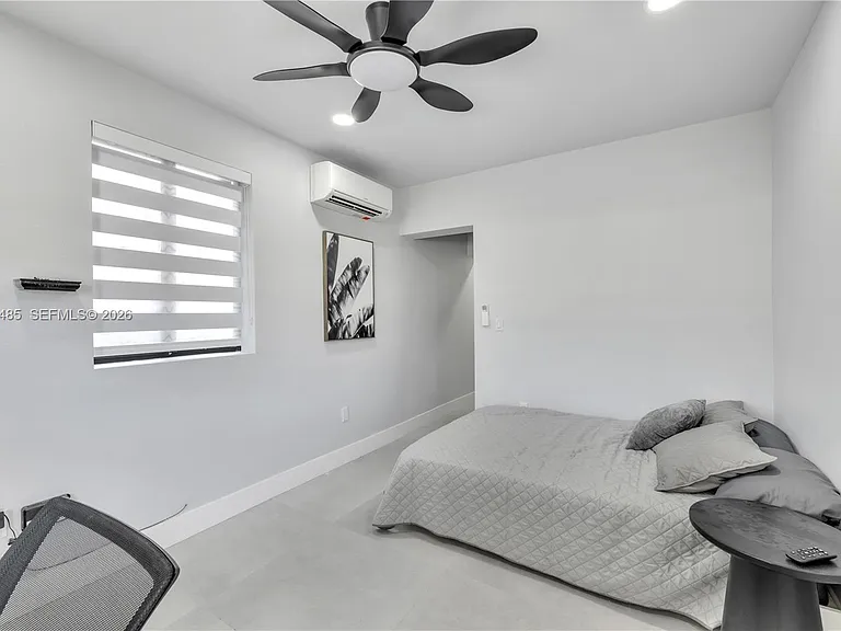 6021 SW 19th St — Photo 14