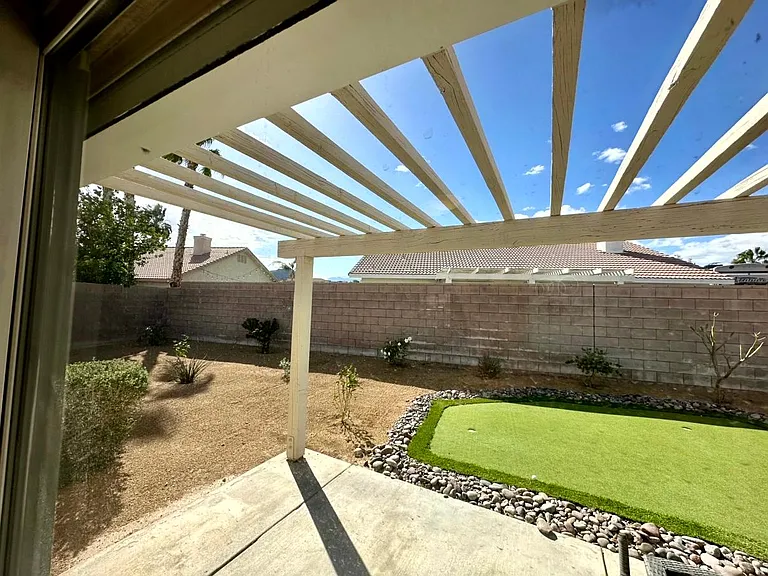 78780 Birchcrest Cir — Photo 18