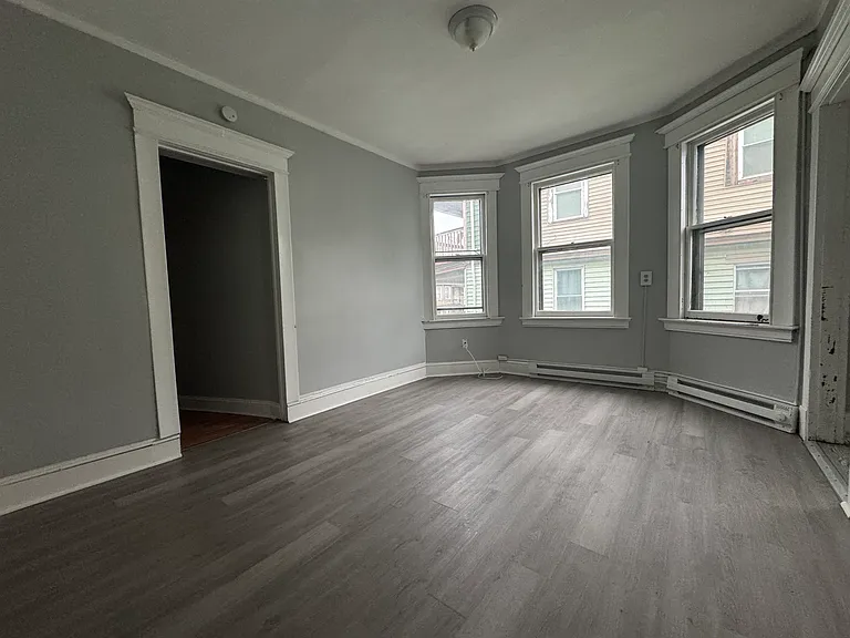 35 Webb St #2 — Photo 4