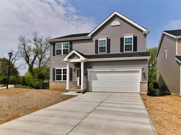 8721 Garden Rock Dr, Saint Louis, MO 63123