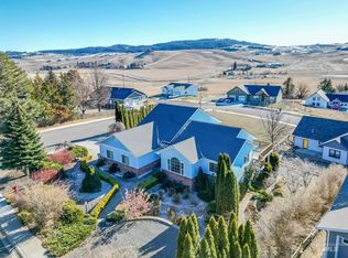 799 Indian Hills Dr, Moscow, ID 83843