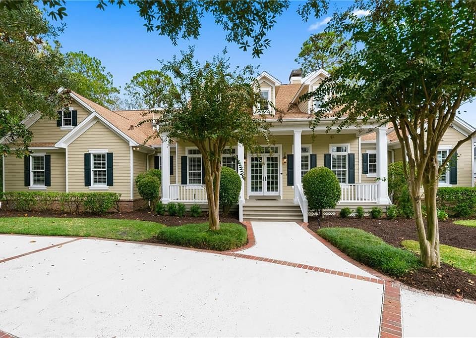 1st image of 1015 Greenwillow Dr