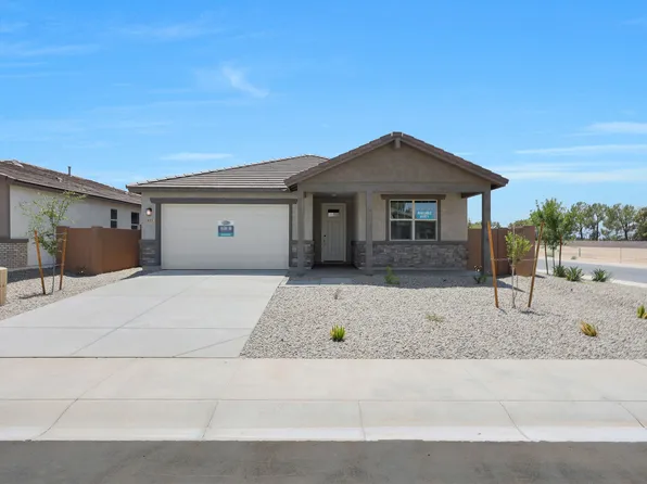 855 W Riparian Dr, San Tan Valley, AZ 85140