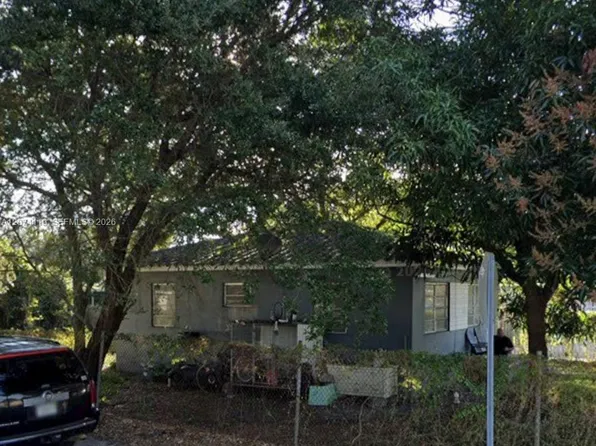 3300 NW 50th St, Miami, FL 33142