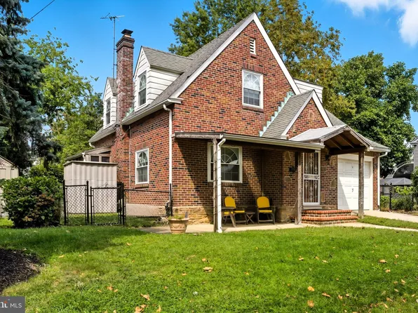 7004 Loretto Ave, Philadelphia, PA 19111