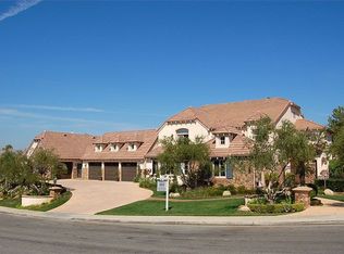 536 Astorian Dr, Simi Valley, CA 93065