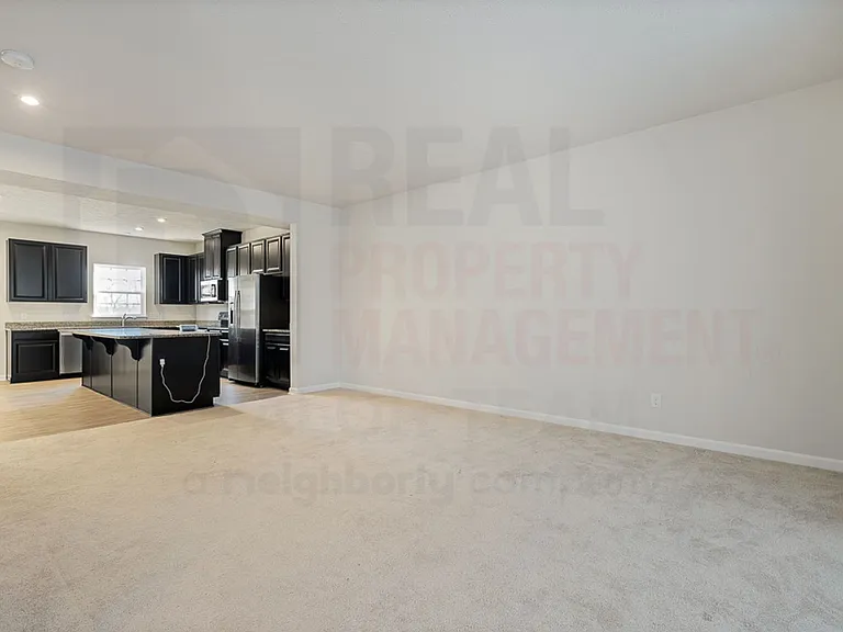 4011 N Steels Cir — Photo 10
