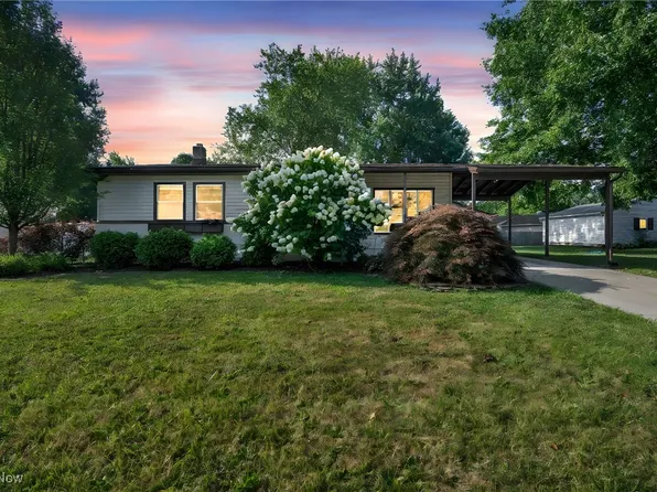 2314 Lynnwood Dr, Stow, OH 44224