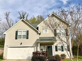 7011 Blithe Low Pl, Charlotte, NC 28273