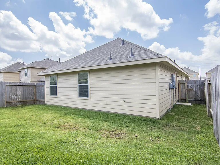 5710 Long Arbor Ln — Photo 9