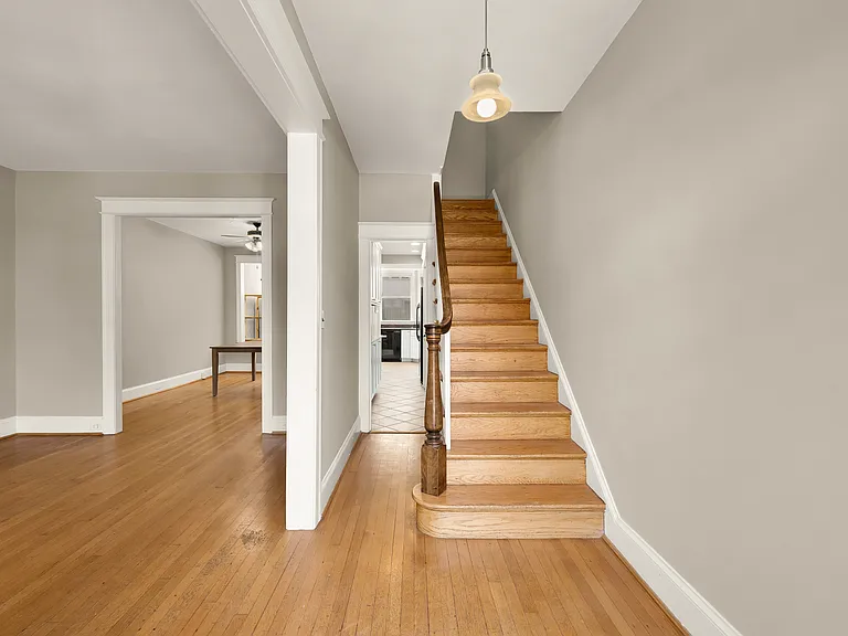 2408 37th St NW — Photo 2