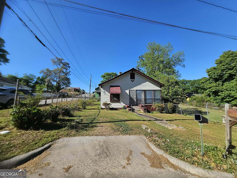 1st image of 209 Dix St