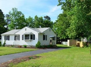 58 Phelps St, Easthampton, MA 01027