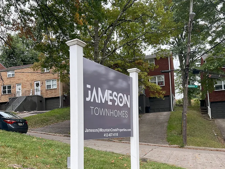 Jameson Townhomes — Photo 18