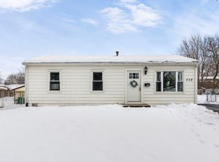 308 Mac Gregor Rd, Lockport, IL 60441