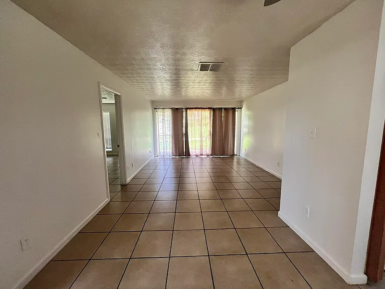 2020 Continental Ave #152 — Photo 2