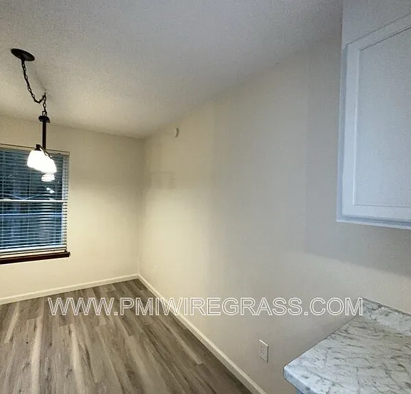 214 Brookside Ln — Photo 27