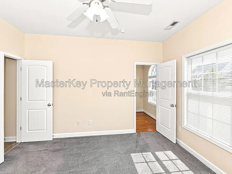 725 Keystone Park Dr — Photo 14