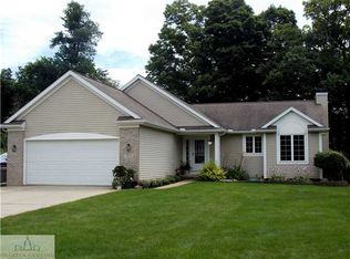 7872 Emery Rd, Portland, MI 48875