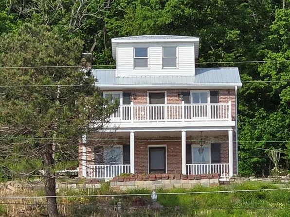 205 W Harrison St, Chester, IL 62233