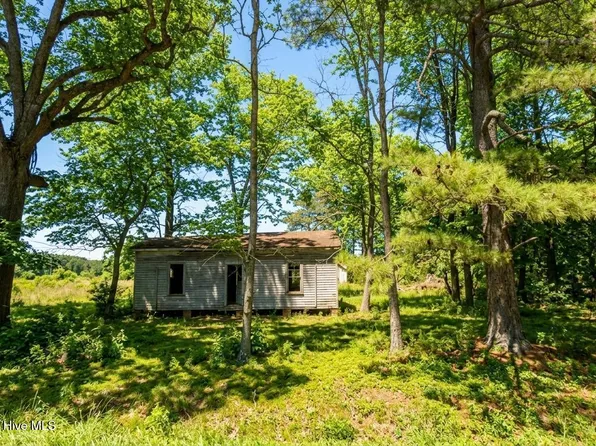 7852 Nc 222, Fountain, NC 27829