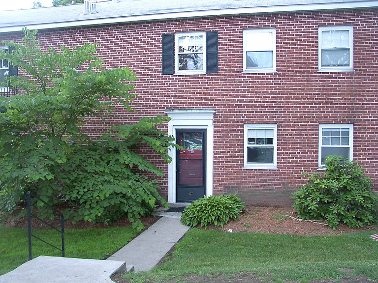 Gerry Rd — Photo 1