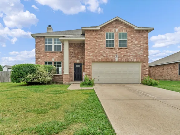 1301 Erin Ct, Burleson, TX 76028