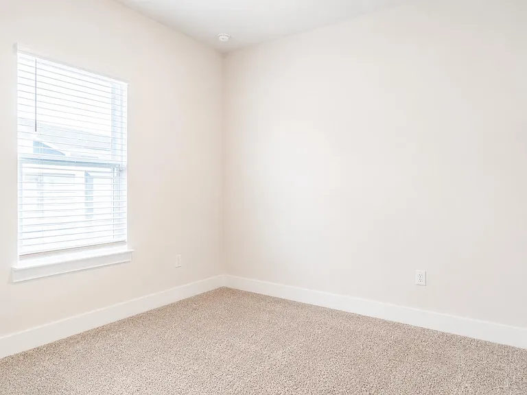 6242 Jenks Dr — Photo 21