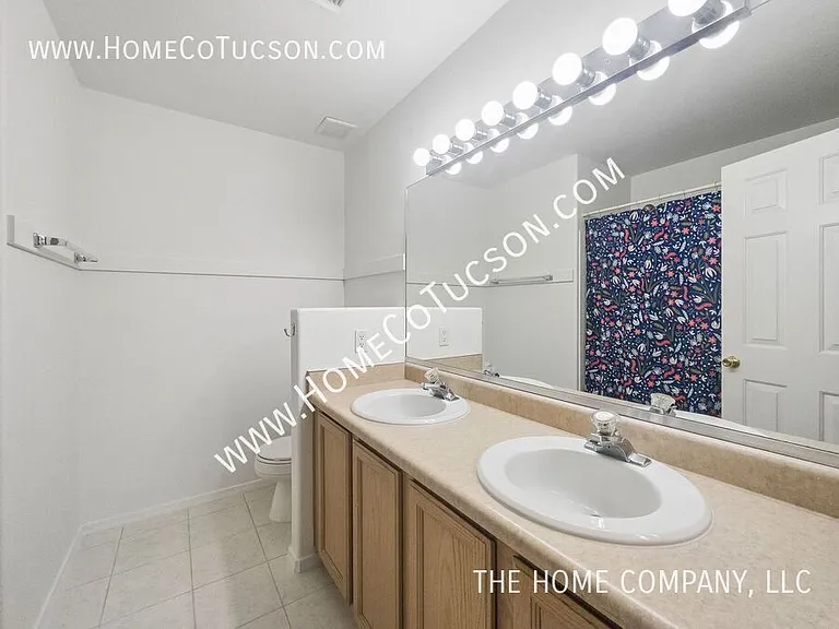 1610 E Water St — Photo 10