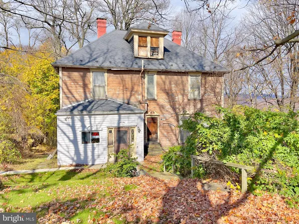 26 Depot St, Frostburg, MD 21532