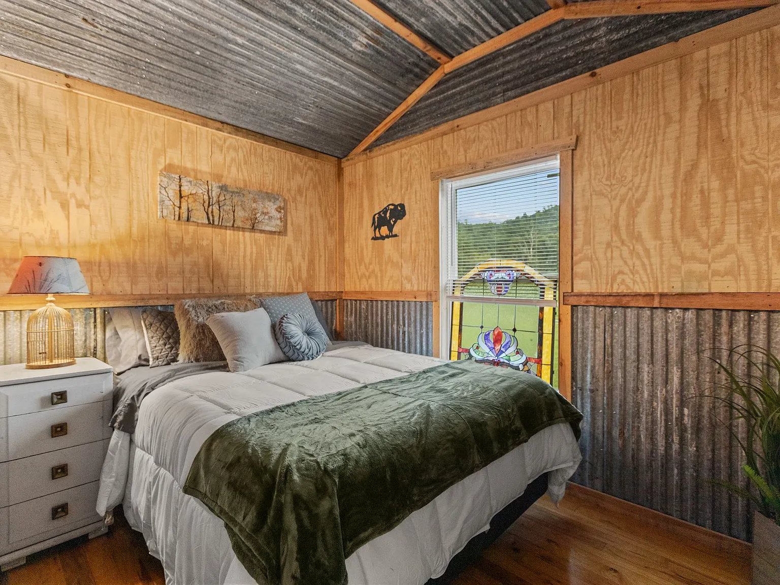 2 bed, 1000 sqft, $900 — Photo 2