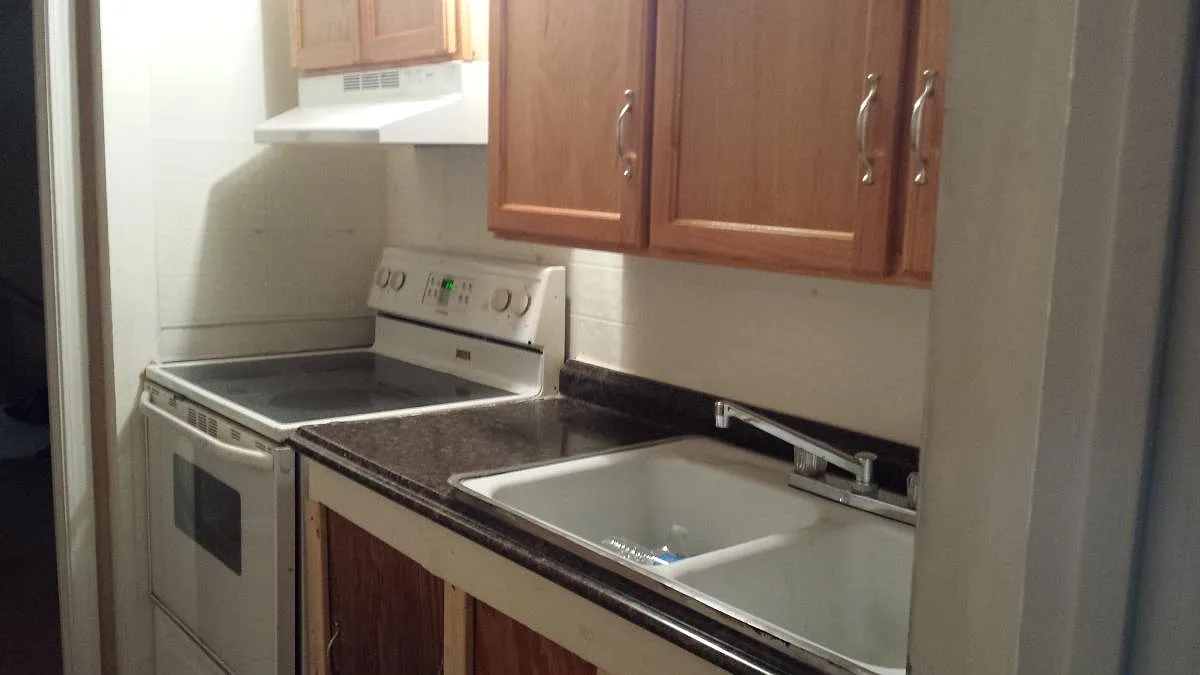 4 bed, 2640 sqft, $2,850 — Photo 4