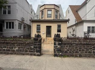 1209 37th St, Brooklyn, NY 11218