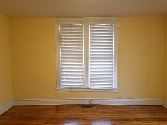 3rd image of 222 Union St APT A