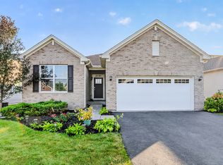 2141 Magenta Ln, Algonquin, IL 60102