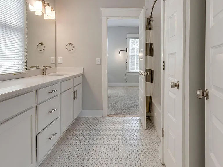 1514 Kirkwood Ave — Photo 28