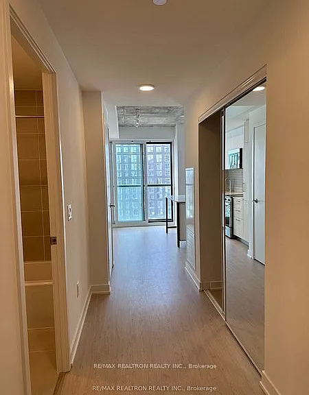 65 Mutual St #2906 — Photo 4