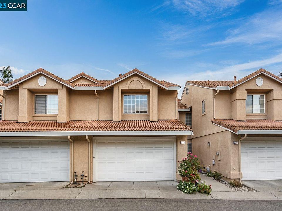 1st image of 228 Portola Dr