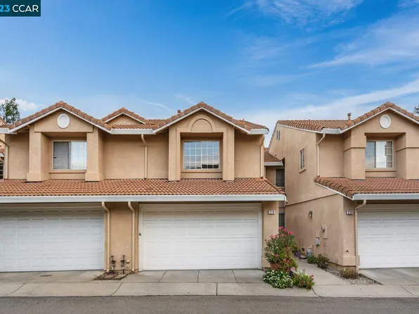 228 Portola Dr, Danville, CA 94506