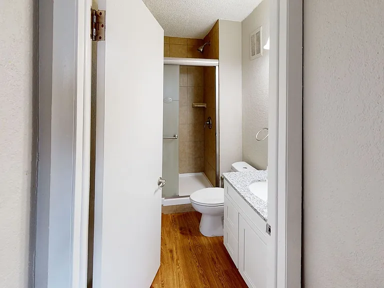 Amber Apartments — Photo 13