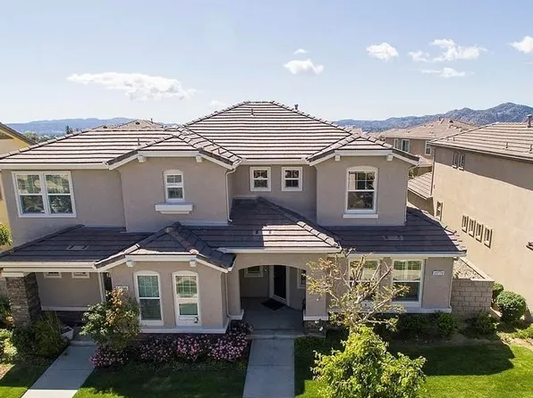19770 Beringer Pl, Northridge, CA 91326
