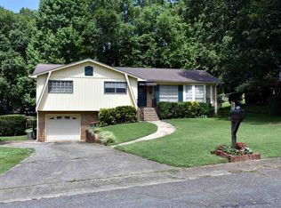 1712 English Knoll Ln, Birmingham, AL 35235
