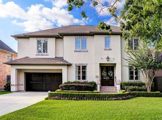 5216 Locust St, Bellaire, TX 77401