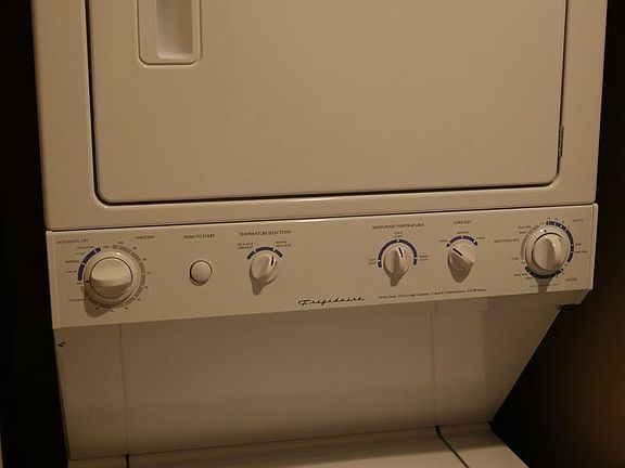 5th image of 617 S 31st Ave APT 201
