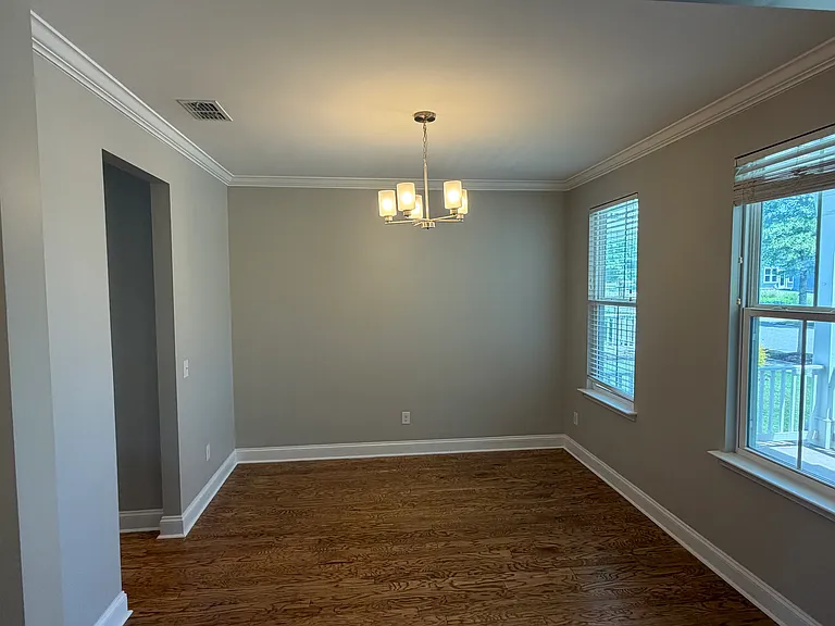 1168 Amelia Park Dr — Photo 8